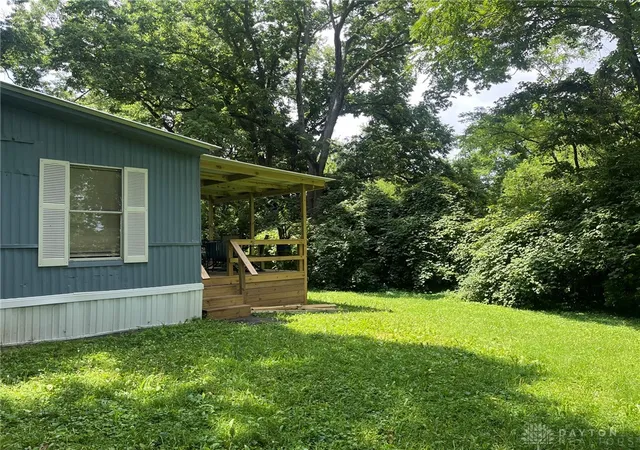 Photo 2 of Manufactured home for sale at 57 Rochester Hl Dr, Hamilton, OH 45011 | MLS# 963828 | Listing updated on 2026-09-07