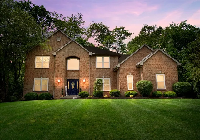 Single family home for sale at 9663 Lupine Dr, West Chester, OH 45241 | MLS# 963786