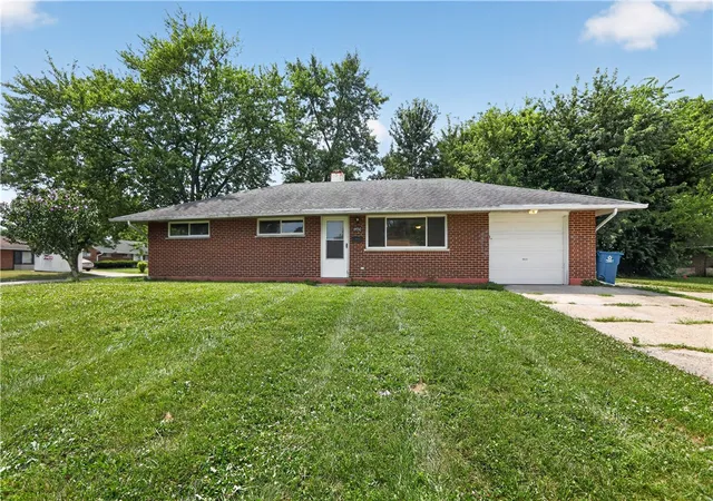 Photo 1 of Single family home for sale at 4450 Lambeth Dr, Dayton, OH 45424 | MLS# 961274 | Listing updated on 2026-09-23
