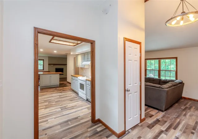 Photo 4 of Single family home for sale at 10035 Mallet Dr, Dayton, OH 45458 | MLS# 963625 | Listing updated on 2026-09-02