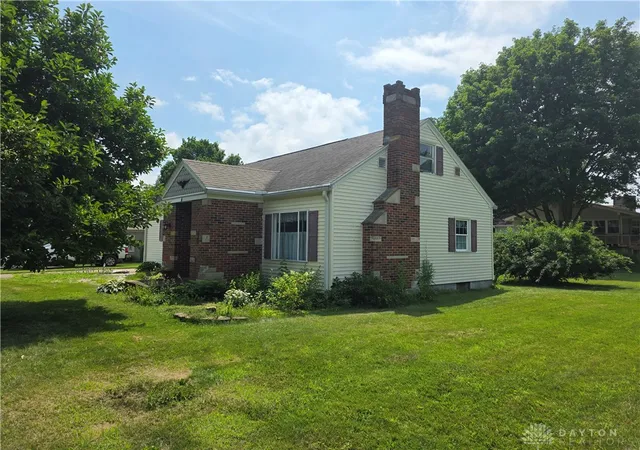 Photo 2 of Single family home for sale at 207 E Harmon Dr, Greenville, OH 45331 | MLS# 963895 | Listing updated on 2026-09-09