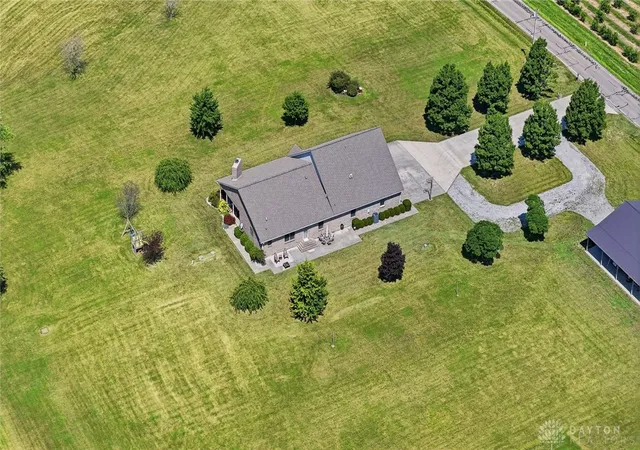 Photo 3 of Single family home for sale at 8400 N Montgomery County Line Rd, Brookville, OH 45309 | MLS# 963874 | Listing updated on 2026-09-06