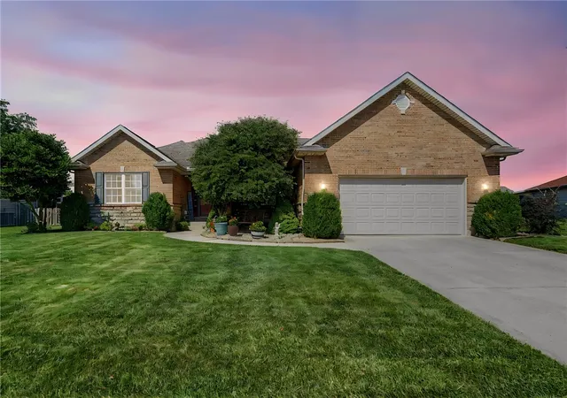 Photo 1 of Single family home for sale at 932 Shaftsbury Rd, Troy, OH 45373 | MLS# 963414 | Listing updated on 2026-09-12