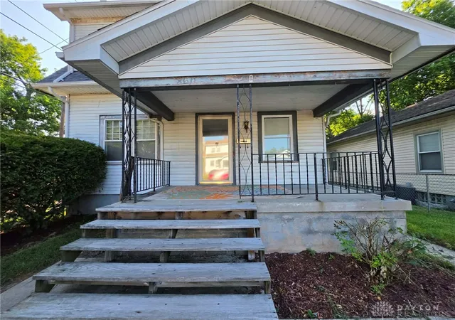 Photo 32 of Single family home for sale at 860 Kumler Ave, Dayton, OH 45402 | MLS# 963944 | Listing updated on 2026-09-16