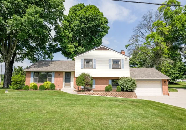 Photo 1 of Sale Pending at 8663 Crestway Rd, Clayton, OH 45315 | MLS# 964013 | Listing updated on 2026-09-10