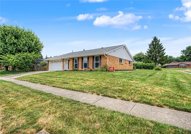 Photo 2 of Sale Pending at 7361 Claircrest Dr, Dayton, OH 45424 | MLS# 963961 | Listing updated on 2026-09-10