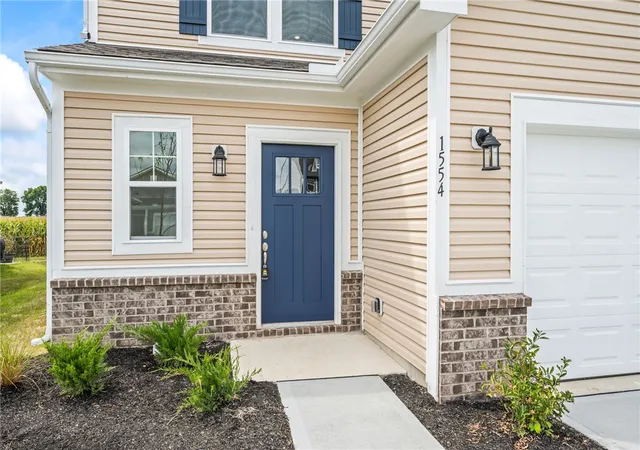 Photo 3 of Sale Pending at 1554 Chickasaw Way, Piqua, OH 45356 | MLS# 961883 | Listing updated on 2026-09-24