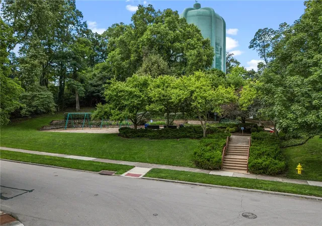 Photo 56 of Single family home for sale at 204 Hilltop Ave, Oakwood, OH 45419 | MLS# 963162 | Listing updated on 2026-10-07