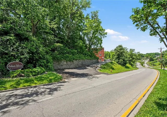 Photo 2 of Multi family home for sale at 3025 Westwood Northern Blvd, Cincinnati, OH 45211 | MLS# 964026 | Listing updated on 2026-09-08