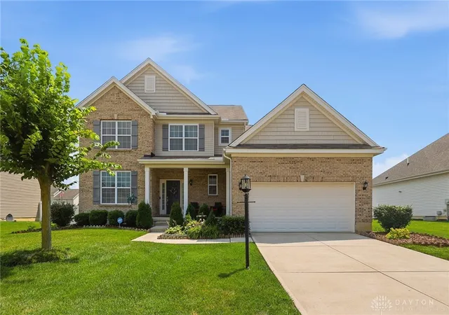 Photo 2 of Single family home for sale at 4236 Silver Oak Way, Dayton, OH 45424 | MLS# 964212 | Listing updated on 2026-09-14
