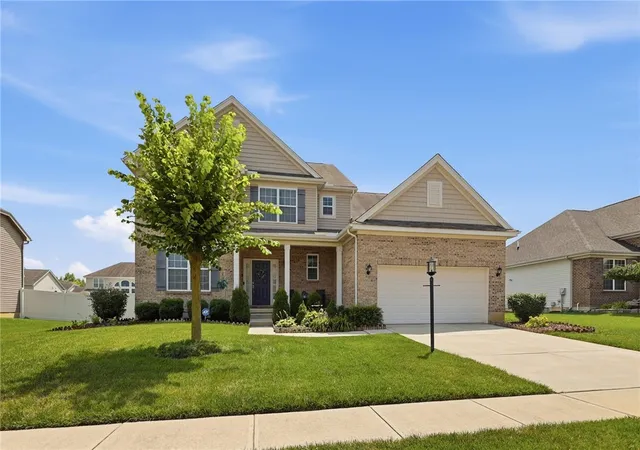 Photo 3 of Single family home for sale at 4236 Silver Oak Way, Dayton, OH 45424 | MLS# 964212 | Listing updated on 2026-09-14