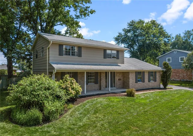 Photo 2 of Single family home for sale at 4924 Concordia Cir, Dayton, OH 45440 | MLS# 964234 | Listing updated on 2026-10-02