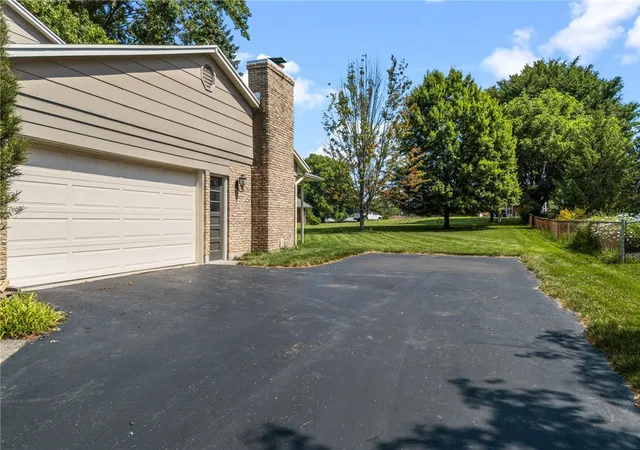 Photo 3 of Single family home for sale at 4924 Concordia Cir, Dayton, OH 45440 | MLS# 964234 | Listing updated on 2026-10-02