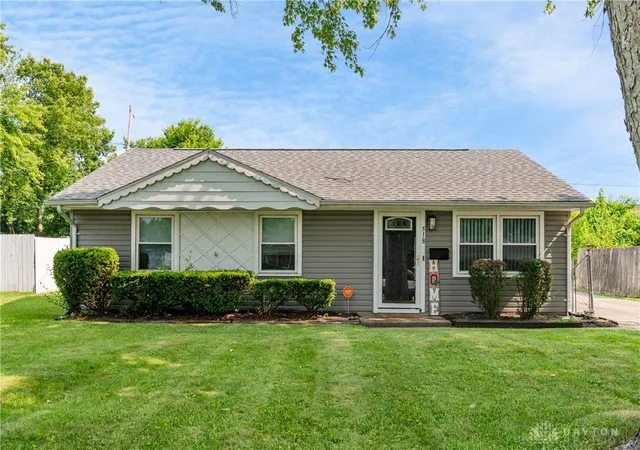 Photo 2 of Sale Pending at 518 Monaco Dr, Springfield, OH 45506 | MLS# 963966 | Listing updated on 2026-09-10