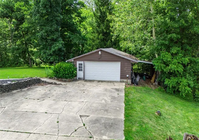 Photo 3 of Sale Pending at 8721 Verona Rd, Lewisburg, OH 45338 | MLS# 964269 | Listing updated on 2026-09-14