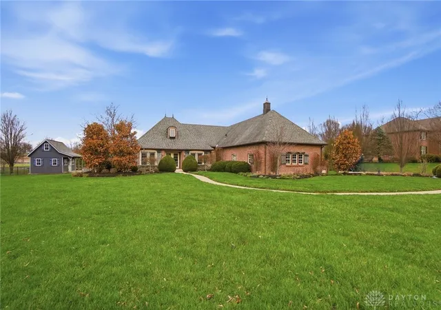 Photo 3 of Single family home for sale at 1574 Vicki Ln, Lebanon, OH 45036 | MLS# 964450 | Listing updated on 2026-09-06