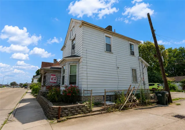 Photo 3 of Single family home for sale at 1315 Riverside Dr, Dayton, OH 45405 | MLS# 964446 | Listing updated on 2026-09-03