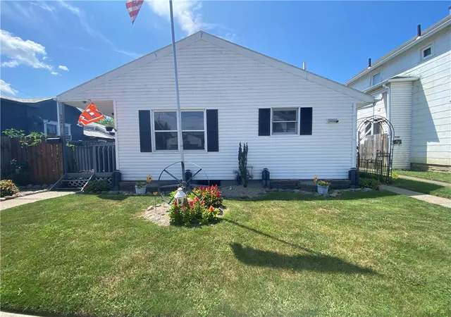 Photo 1 of Single family home for sale at 321 Garnsey St, Piqua, OH 45356 | MLS# 964521 | Listing updated on 2026-09-09