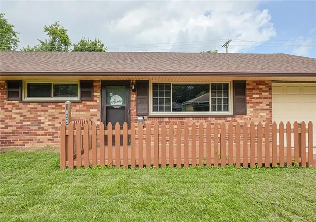Photo 4 of Single family home for sale at 1855 Owendale Dr, Dayton, OH 45439 | MLS# 964608 | Listing updated on 2026-10-05
