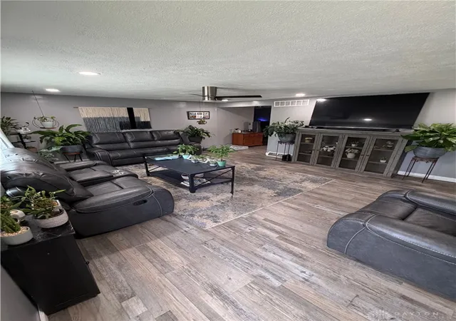 Photo 2 of Single family home for sale at 4526 Skylark Dr, Englewood, OH 45322 | MLS# 964645 | Listing updated on 2026-09-05