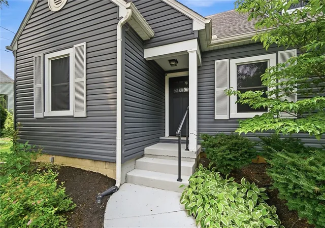 Photo 4 of Single family home for sale at 2775 S Limestone St, Springfield Twp, OH 45505 | MLS# 964302 | Listing updated on 2026-09-17