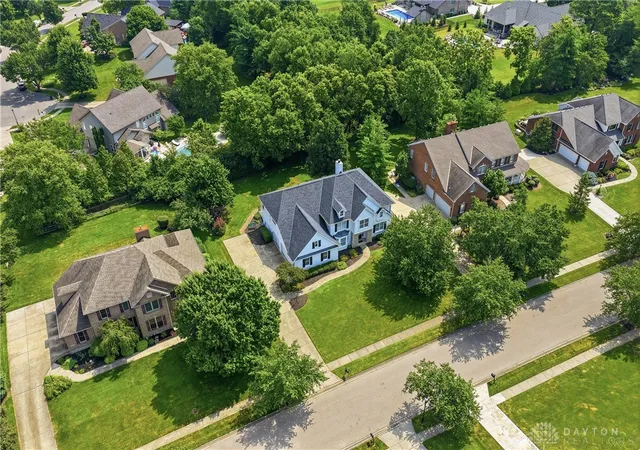 Photo 2 of Single family home for sale at 1628 Fairway Crst, Loveland, OH 45140 | MLS# 964680 | Listing updated on 2026-09-11