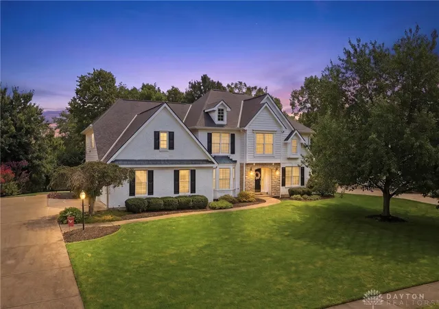 Photo 3 of Single family home for sale at 1628 Fairway Crst, Loveland, OH 45140 | MLS# 964680 | Listing updated on 2026-09-11