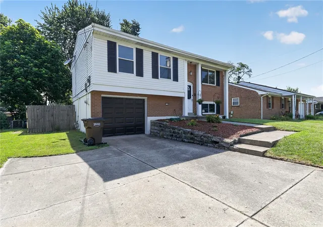 Photo 1 of Single family home for sale at 11260 Pippin Rd, Cincinnati, OH 45231 | MLS# 964648 | Listing updated on 2026-09-12