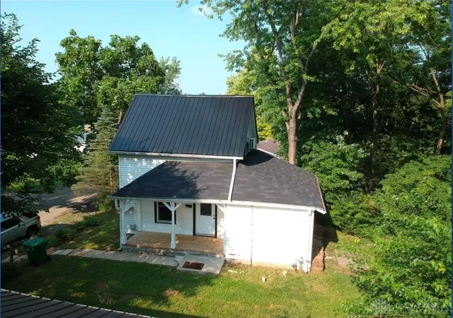 Photo 2 of Single family home for sale at 110 Smith St, Greenfield, OH 45123 | MLS# 964717 | Listing updated on 2026-09-18