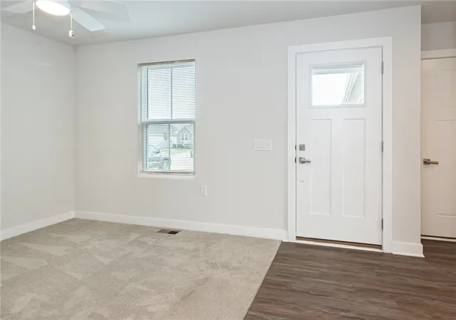 Photo 3 of Single family home for sale at 6639 Crystal Harbour Dr, Middletown, OH 45042 | MLS# 964771 | Listing updated on 2026-09-18