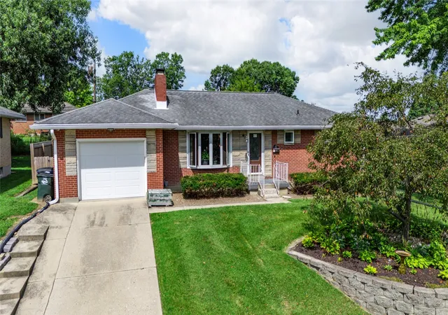Photo 3 of Single family home for sale at 423 Genetta Dr, Miamisburg, OH 45342 | MLS# 964577 | Listing updated on 2026-09-01