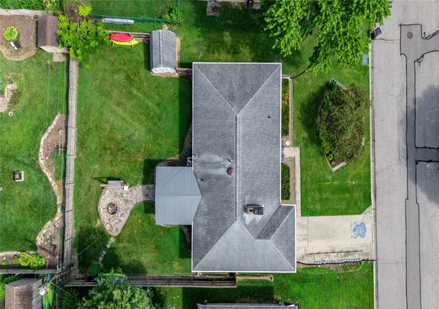 Photo 4 of Single family home for sale at 423 Genetta Dr, Miamisburg, OH 45342 | MLS# 964577 | Listing updated on 2026-09-01