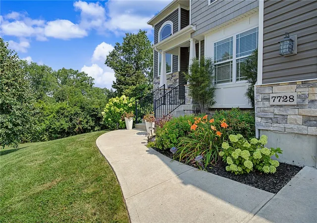 Photo 3 of Single family home for sale at 7728 Devonwood Ct, Dayton, OH 45424 | MLS# 963777 | Listing updated on 2026-09-10