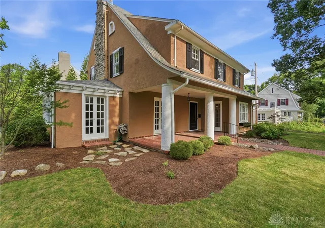 Photo 2 of Single family home for sale at 145 Wisteria Dr, Oakwood, OH 45419 | MLS# 963147 | Listing updated on 2026-10-04