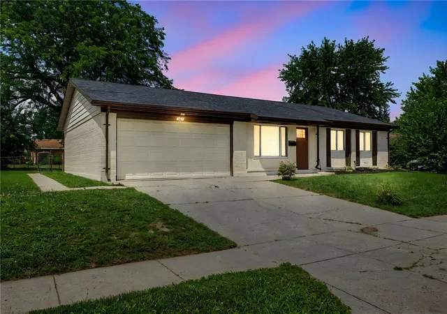Photo 1 of Single family home for sale at 4721 Baldwin Hills Dr, Englewood, OH 45322 | MLS# 964838 | Listing updated on 2026-09-04
