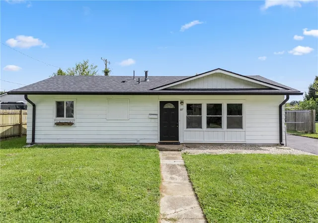 Photo 3 of Sale Pending at 187 Poe Ln, Xenia, OH 45385 | MLS# 964775 | Listing updated on 2026-09-20