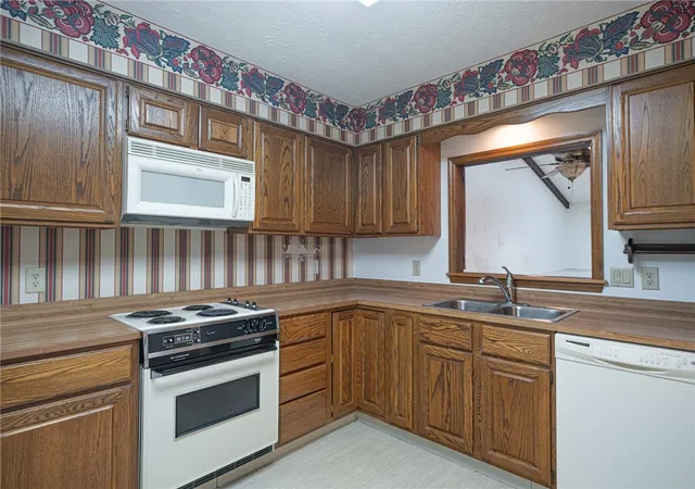 Photo 4 of Sale Pending at 644 Pine Needles Dr, Dayton, OH 45458 | MLS# 964684 | Listing updated on 2026-10-04