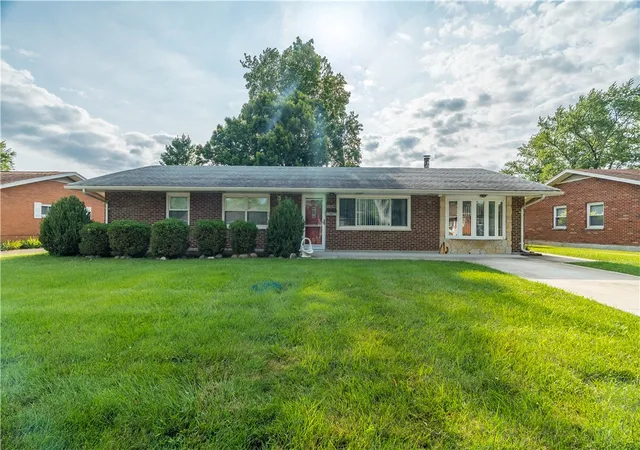 Photo 1 of Sale Pending at 305 Lang Ct, Englewood, OH 45322 | MLS# 964886 | Listing updated on 2026-09-21
