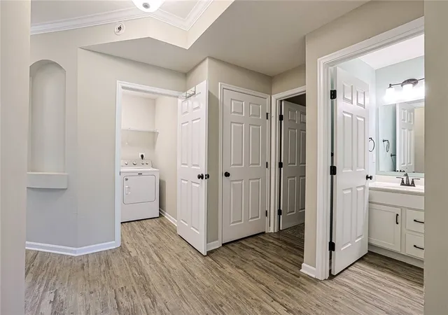 Listing Photo 2 - Condo for sale in building located at 4366 Fairway Ln, Lebanon, OH 45036