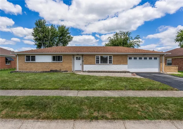 Photo 1 of Single family home for sale at 617 Bradfield Dr, Dayton, OH 45426 | MLS# 964911 | Listing updated on 2026-09-11