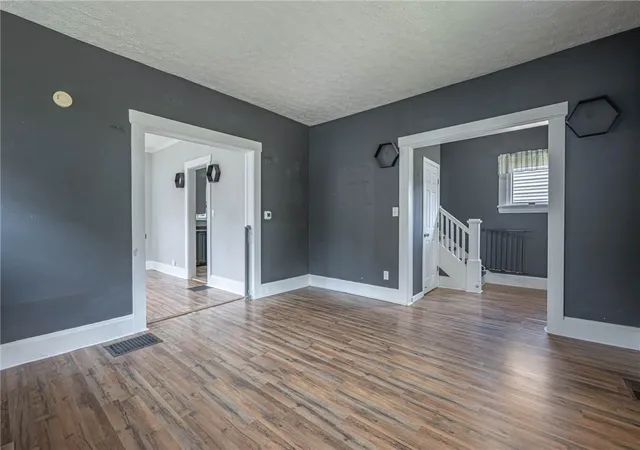 Photo 3 of Single family home for sale at 308 Ridge Rd, Springfield, OH 45503 | MLS# 964995 | Listing updated on 2026-09-17