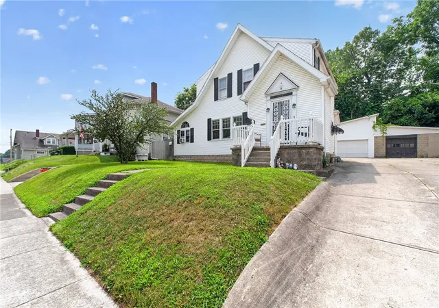Single family home for sale at 1225 Glenmore Dr, Springfield, OH 45503 | MLS# 965011