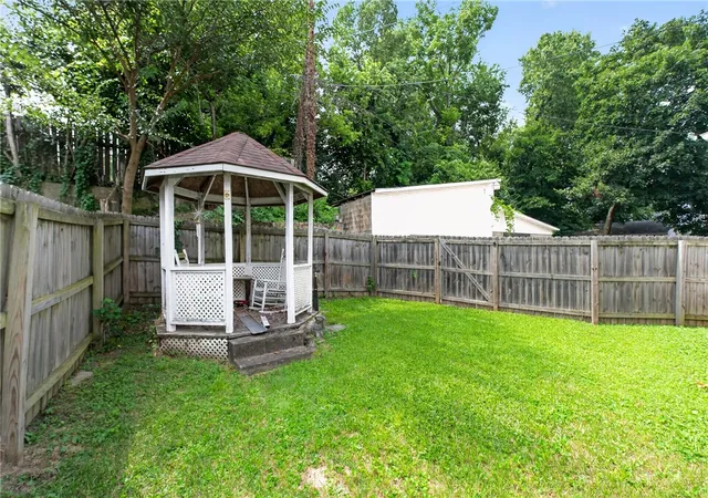 Photo 4 of Single family home for sale at 1225 Glenmore Dr, Springfield, OH 45503 | MLS# 965011 | Listing updated on 2026-08-31