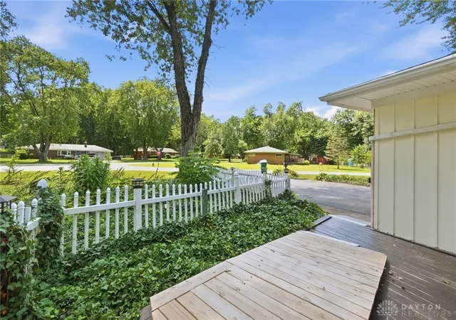 Photo 2 of Sale Pending at 9634 Mintwood Rd, Dayton, OH 45458 | MLS# 963049 | Listing updated on 2026-09-07