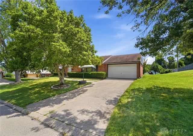 Photo 3 of Single family home for sale at 3200 Chandler Ct, Dayton, OH 45420 | MLS# 965013 | Listing updated on 2026-09-10