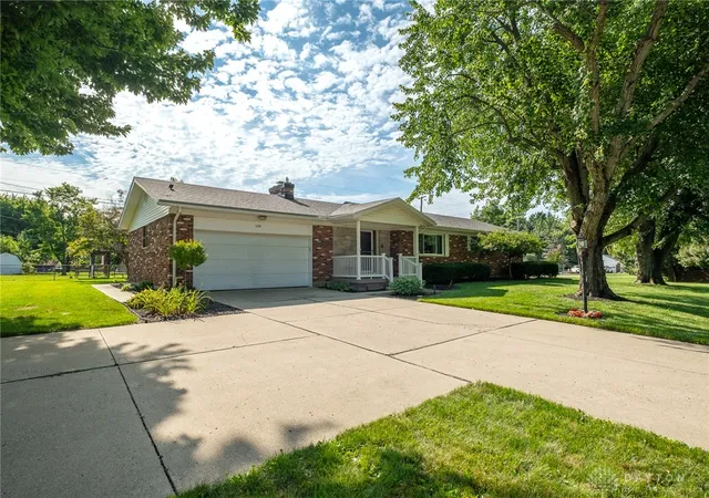 Photo 1 of Single family home for sale at 2250 Banyon Dr, Beavercreek, OH 45431 | MLS# 964935 | Listing updated on 2026-09-03