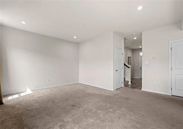 Photo 3 of Single family home for sale at 169 Cresting Rd, Fairborn, OH 45324 | MLS# 965054 | Listing updated on 2026-09-20