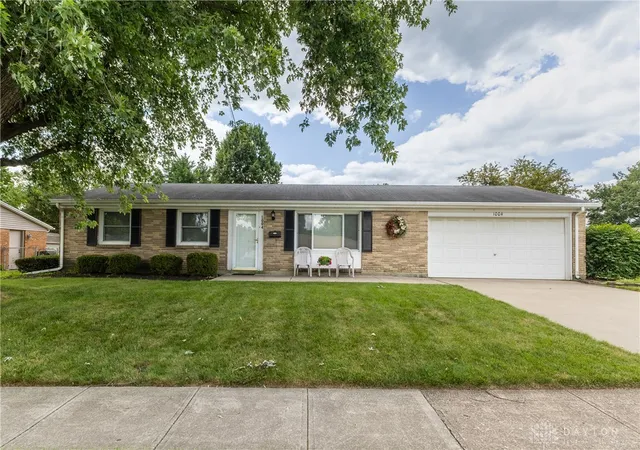 Photo 1 of Sale Pending at 1004 Bristol Dr, Vandalia, OH 45377 | MLS# 965072 | Listing updated on 2026-09-09