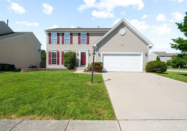 Photo 3 of Single family home for sale at 2444 Featherston Ct, Miamisburg, OH 45342 | MLS# 965130 | Listing updated on 2026-09-05