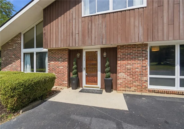 Photo 4 of Single family home for sale at 2798 Parakeet Ln, Beavercreek, OH 45434 | MLS# 965119 | Listing updated on 2026-10-04